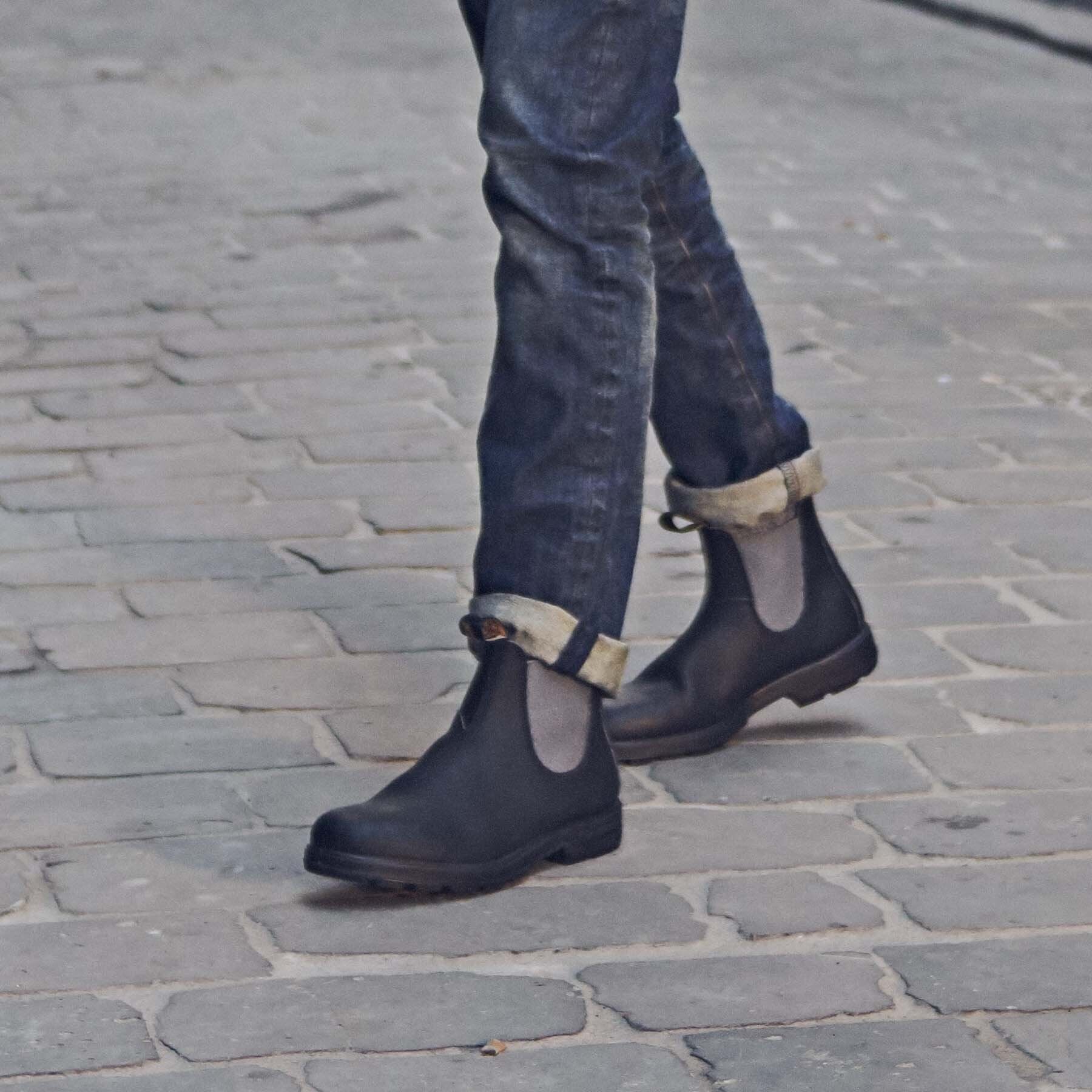BLUNDSTONE COMMUNITY